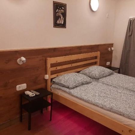 Apartman Voeroesmarty Budapest Exterior photo