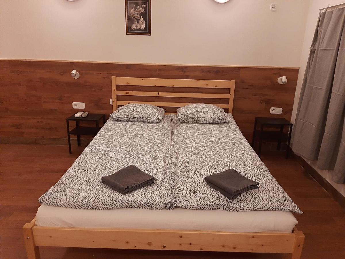 Apartman Voeroesmarty Budapest Exterior photo