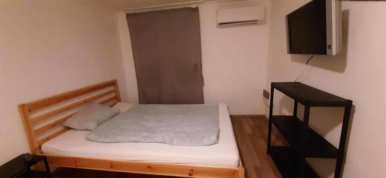 Apartman Voeroesmarty Budapest Exterior photo